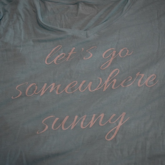 light blue short sleeve t-shirt - Picture 2 of 4